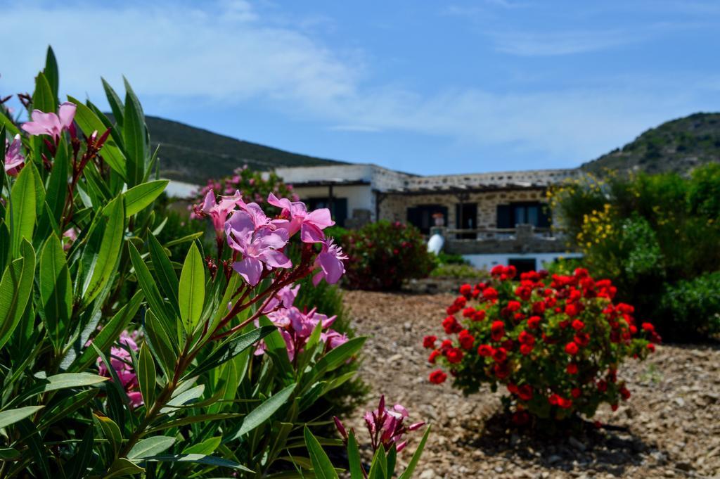 Villa Peristeri Agios Georgios  Buitenkant foto