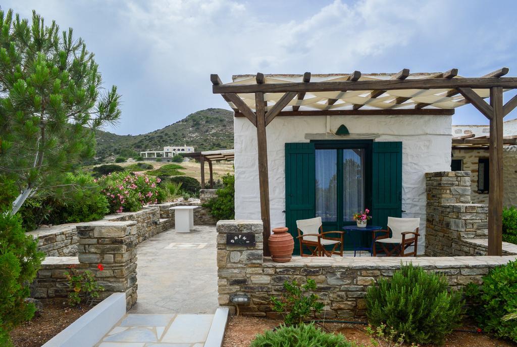 Villa Peristeri Agios Georgios  Buitenkant foto