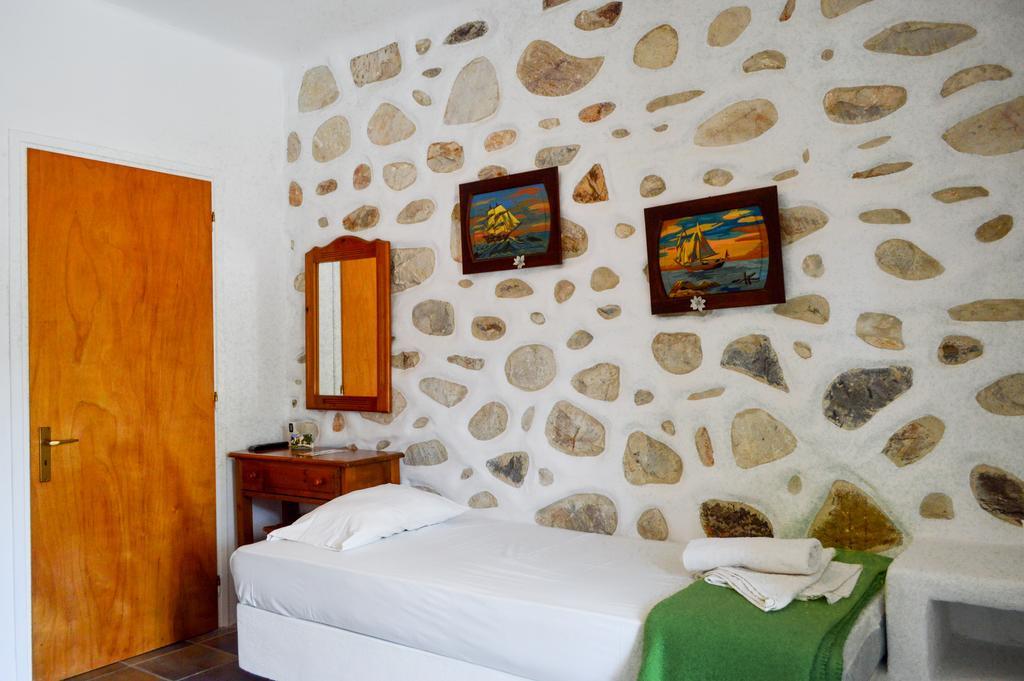Villa Peristeri Agios Georgios  Kamer foto