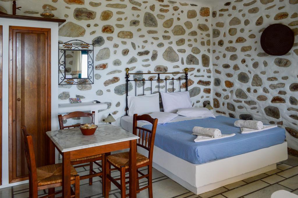 Villa Peristeri Agios Georgios  Kamer foto