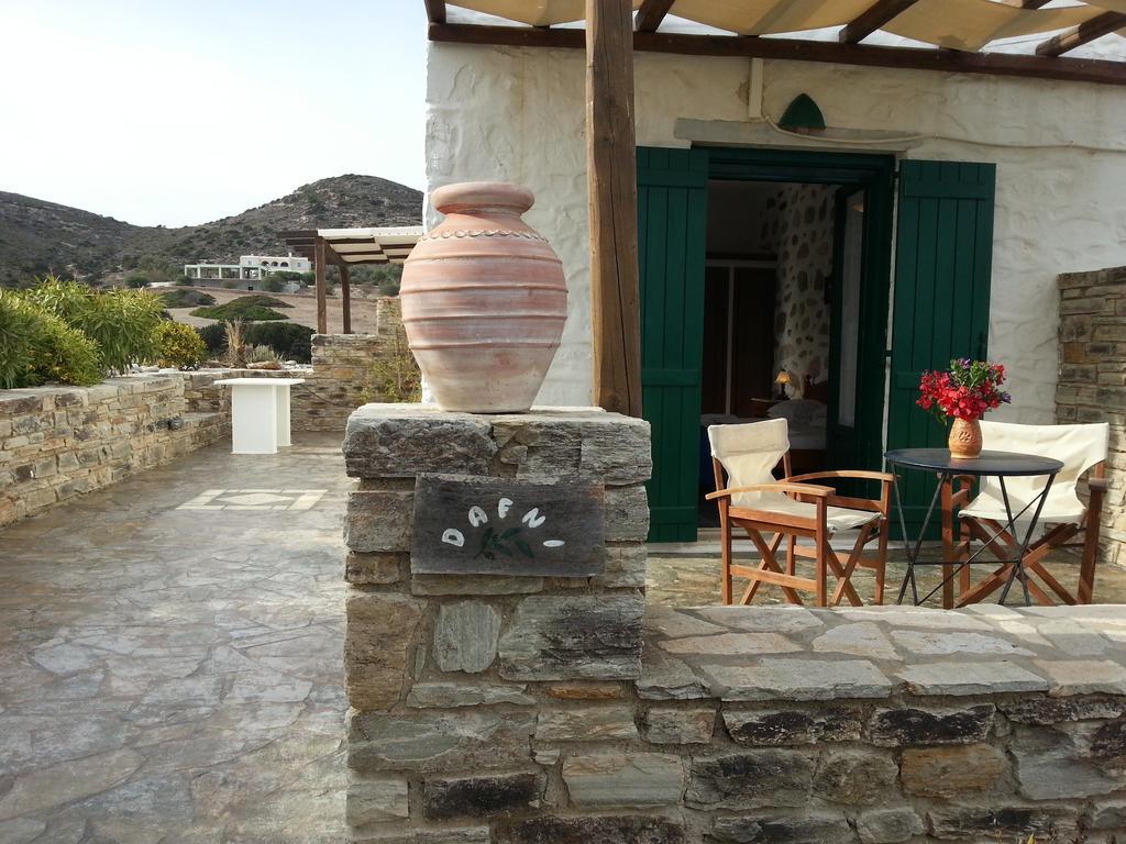 Villa Peristeri Agios Georgios  Kamer foto