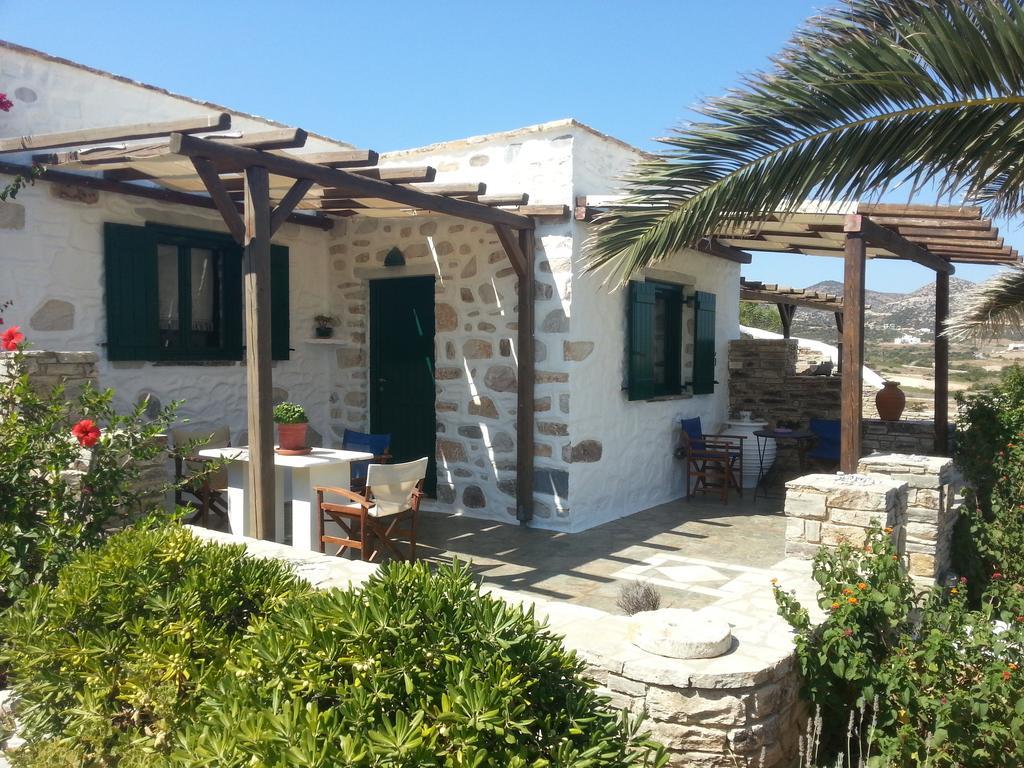 Villa Peristeri Agios Georgios  Kamer foto