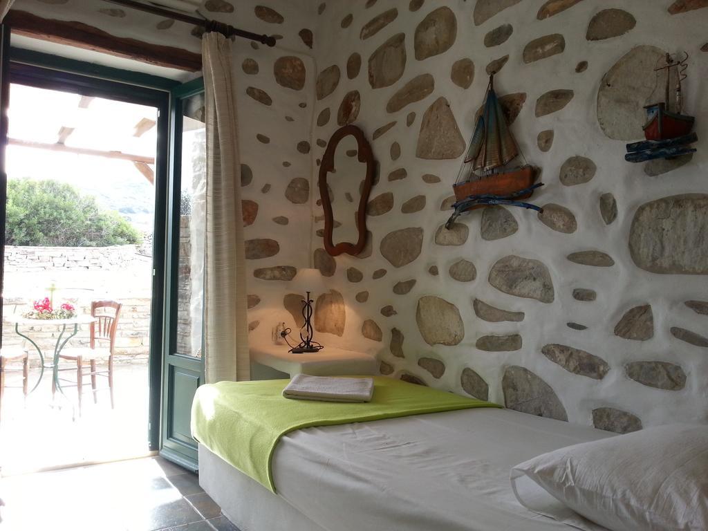 Villa Peristeri Agios Georgios  Kamer foto