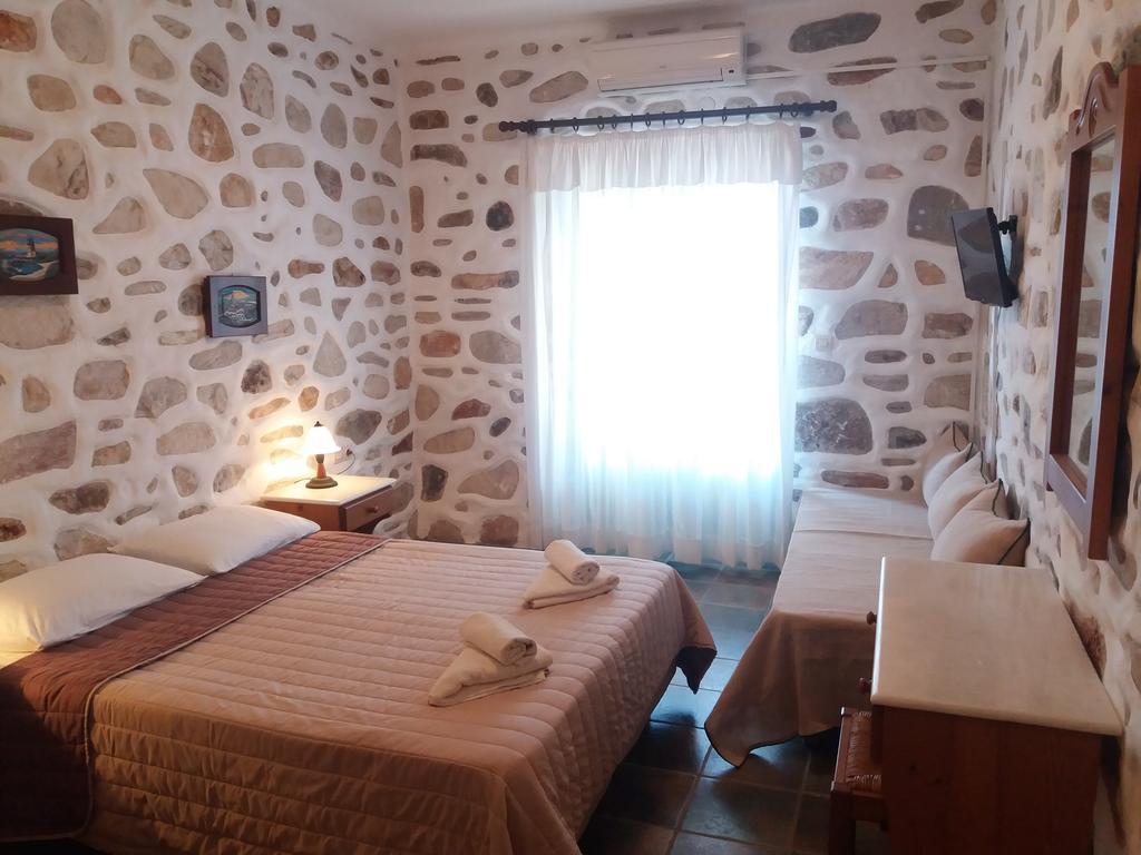 Villa Peristeri Agios Georgios  Buitenkant foto