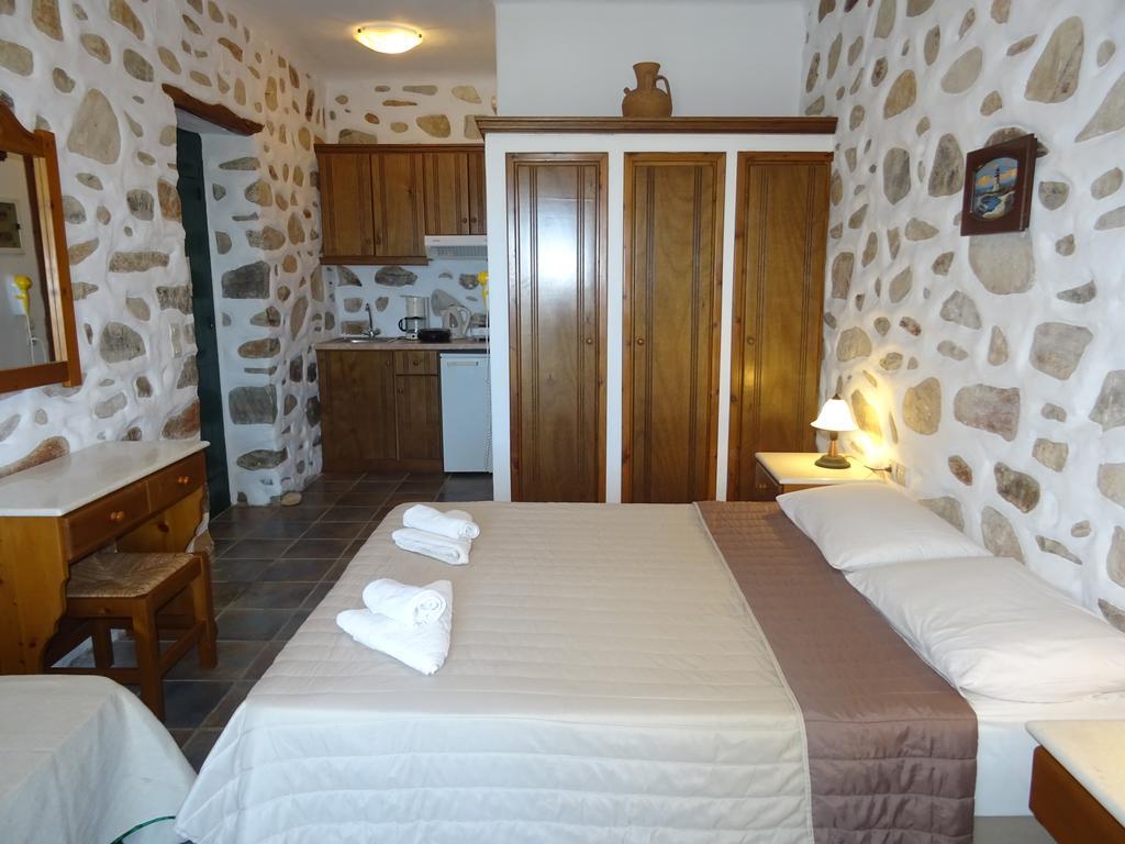 Villa Peristeri Agios Georgios  Buitenkant foto